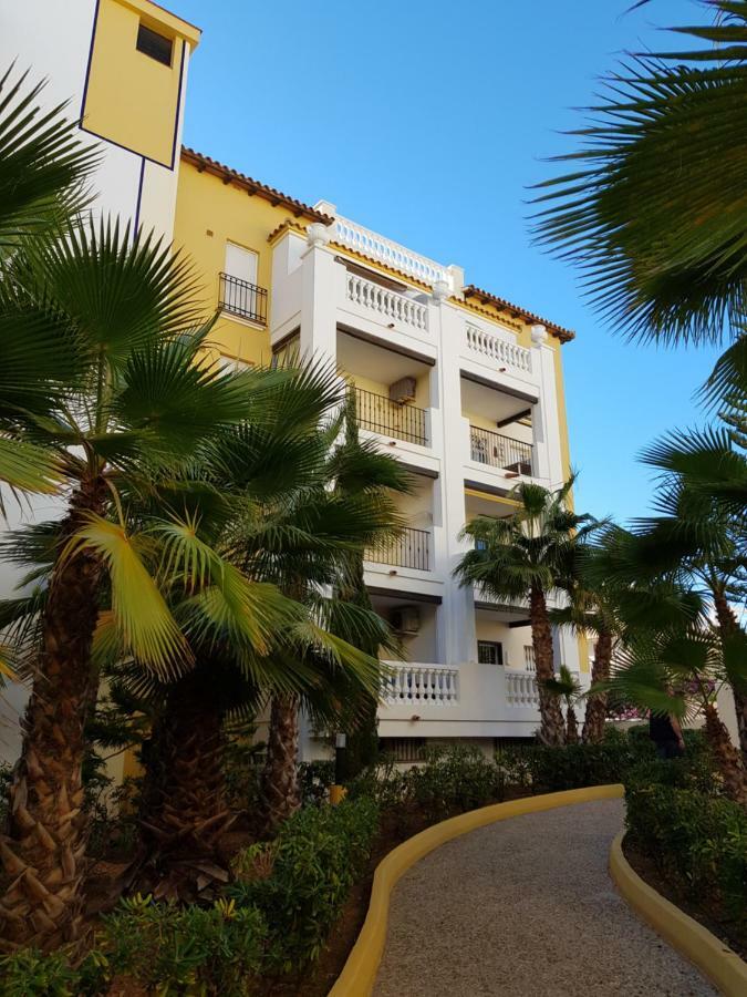 Martina Apartment Torrevieja Exterior photo